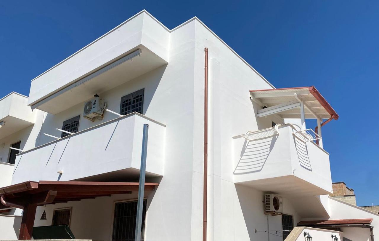 Casa Vacanze Lisa Torre Ovo Luaran gambar